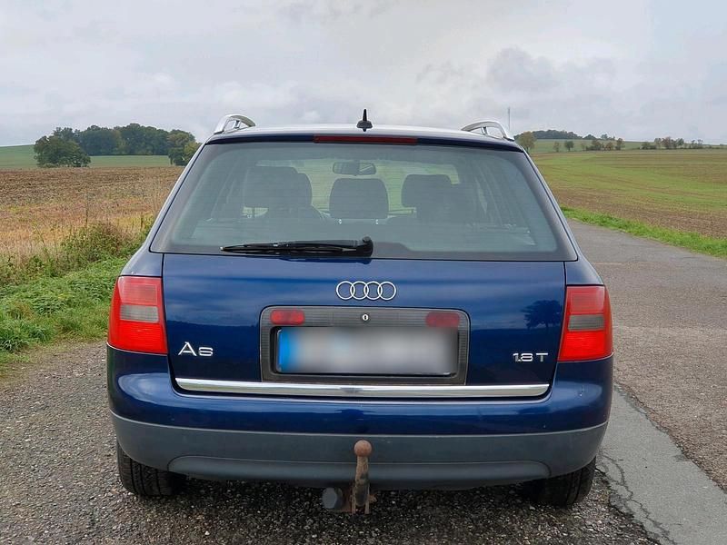 Gebraucht Audi A6 150 PS (110 kW) 2000 Blau Kombi