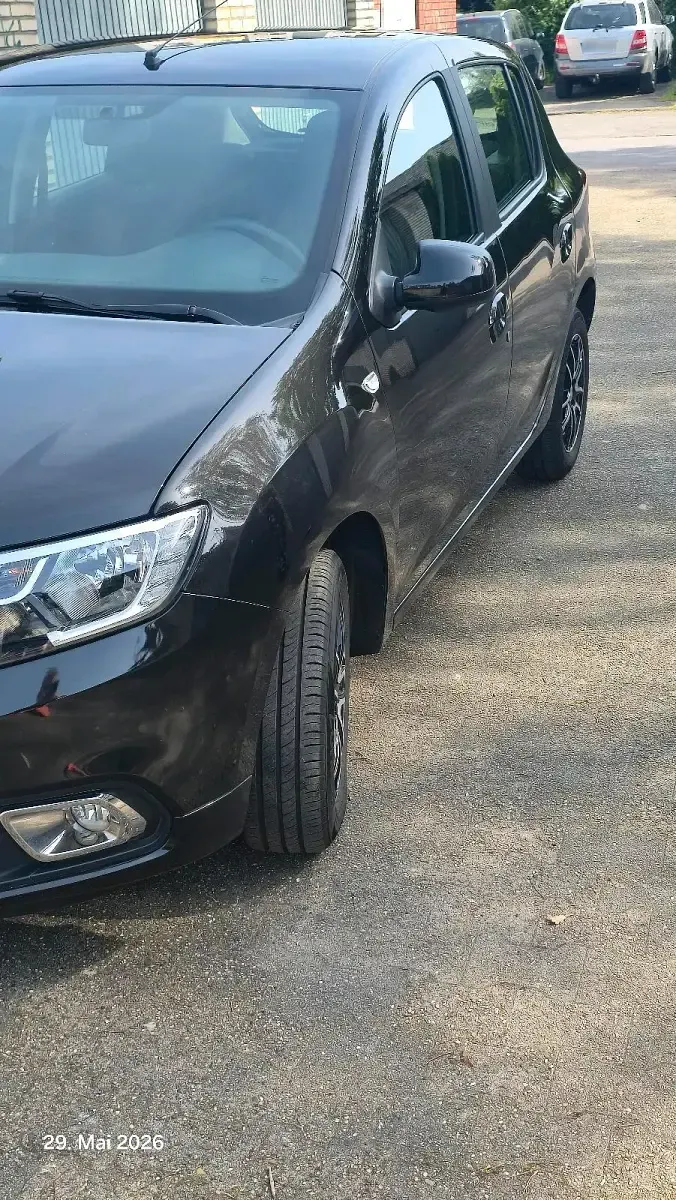 Gebraucht Dacia Sandero Lauréate 90 PS (66 kW) 2018 Schwarz Kleinwagen
