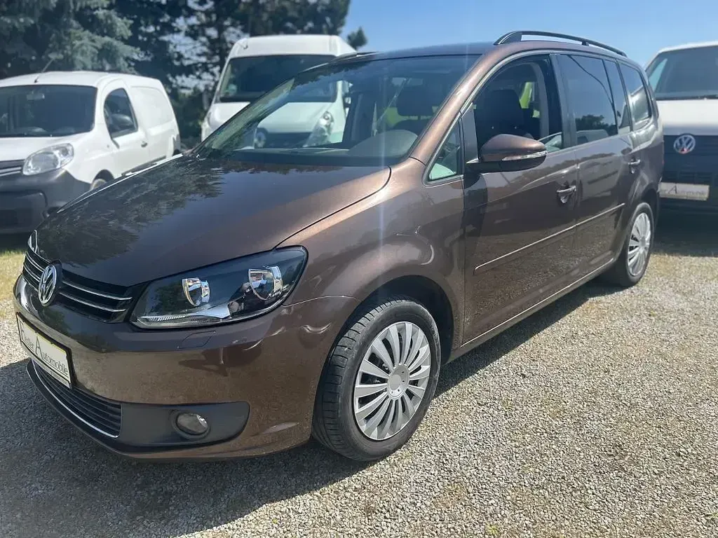 Gebraucht VW Touran 105 PS (77 kW) 2012 Braun Van / Kleinbus