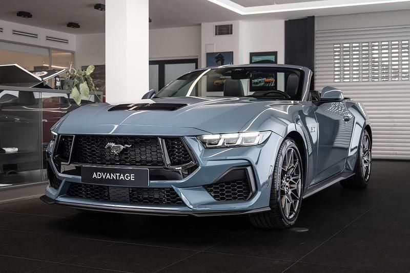 Blau Gebraucht 2025 Ford Mustang GT Convertible Cabrio | 66.000 € - Bild 1/4