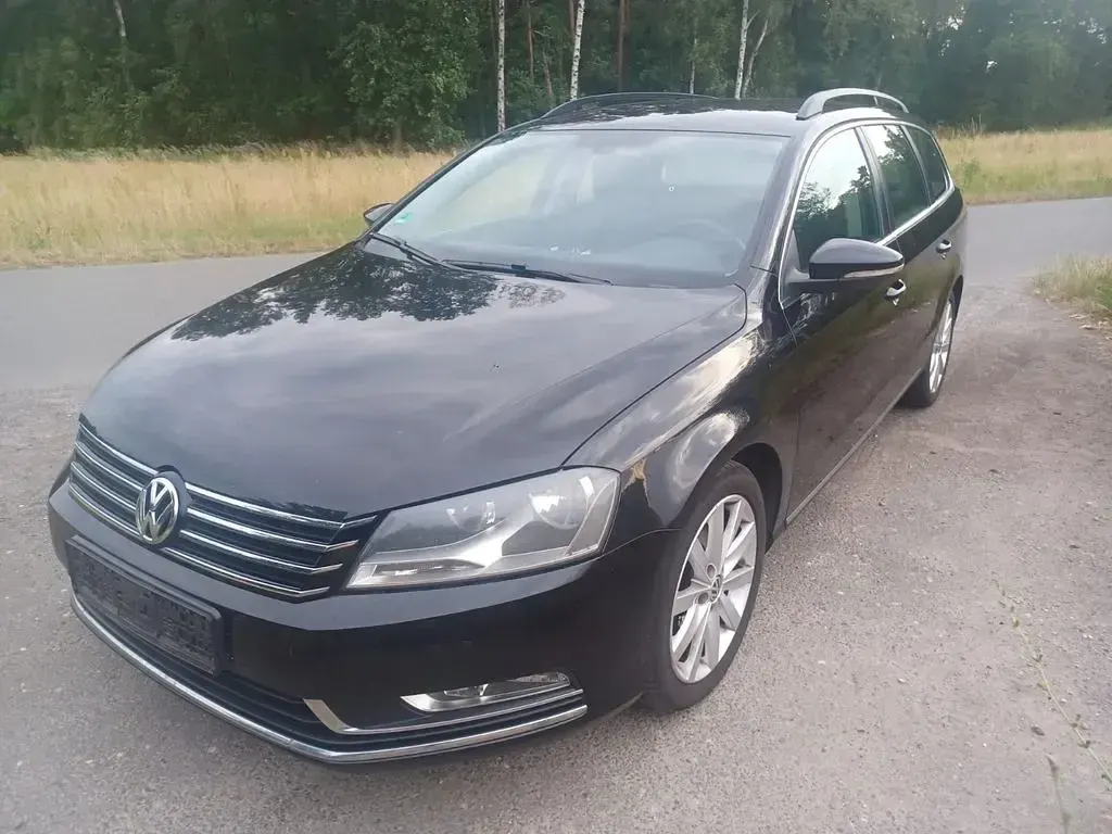 Gebraucht VW Passat Comfortline 140 PS (102 kW) 2014 Schwarz Kombi