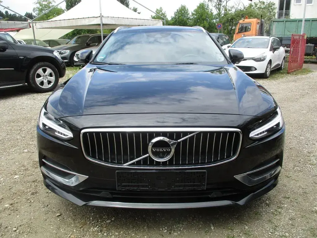 Gebraucht Volvo V90 Inscription 235 PS (172 kW) 2018 Schwarz Kombi