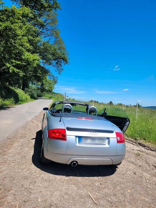 Gebraucht Audi TT Roadster 150 PS (110 kW) 2002 Silber Cabrio