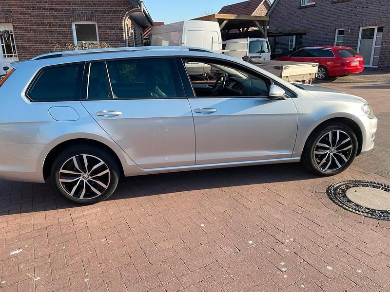 Gebraucht VW Golf VII 150 PS (110 kW) 2015 Silber Kombi