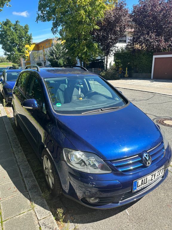 Gebraucht 2008 VW Golf Plus Sportline Van / Kleinbus | 4.360 € (Etwas zu teuer) - Bild 1/4