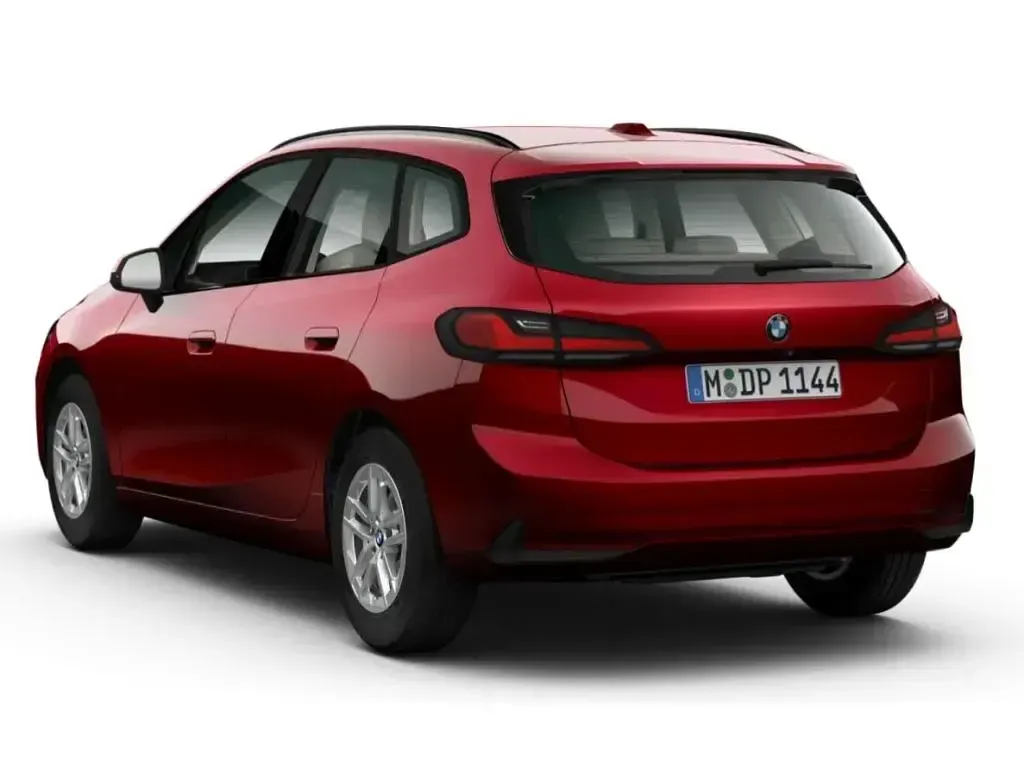 Gebraucht BMW 216 Active Tourer Sport Line 122 PS (89 kW) 2026 Dragon fire rot metallic Van / Kleinbus