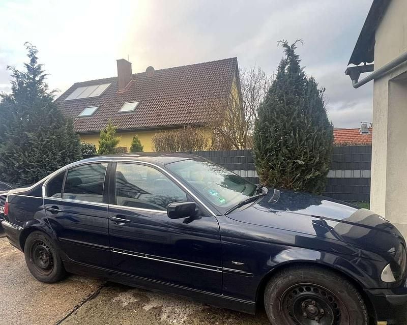 Gebraucht BMW 320 150 PS (110 kW) 1999 Limousine