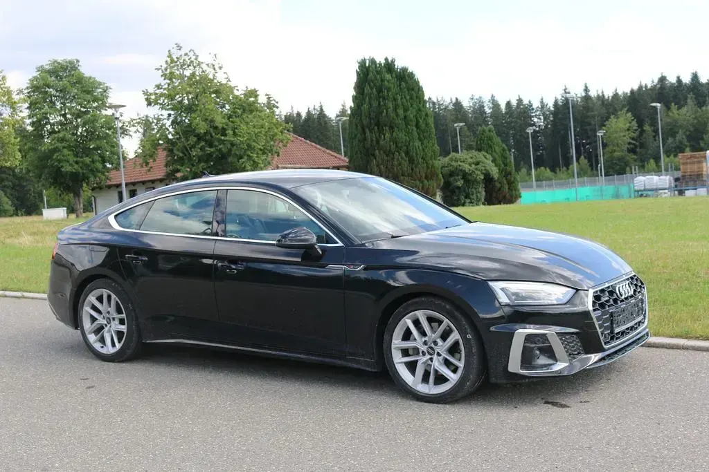 Gebraucht Audi A5 Sportback S-Line 204 PS (150 kW) 2023 Schwarz Kleinwagen