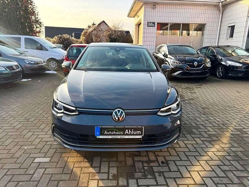 Gebraucht VW Golf VIII Active 110 PS (80 kW) 2021 Grau Limousine