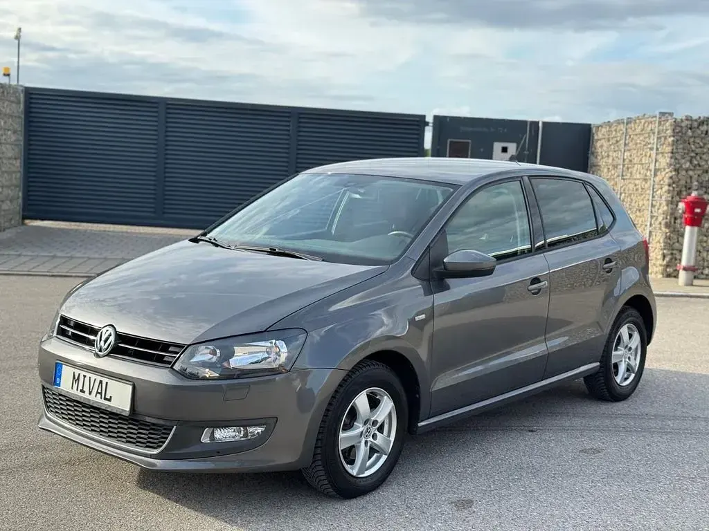 Usata VW Polo Life 90 CV (66 kW) 2014 Grigio Berlina