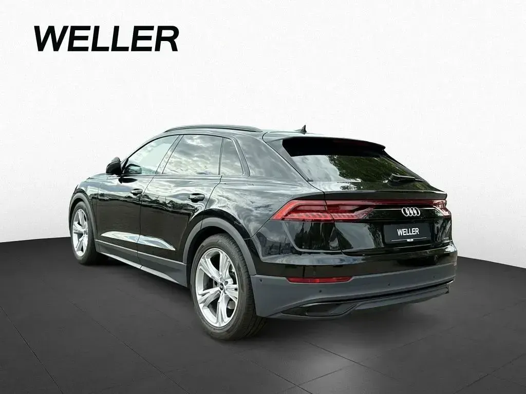 Gebraucht Audi Q8 Comfort 286 PS (210 kW) 2023 Schwarz (schwarz) SUV