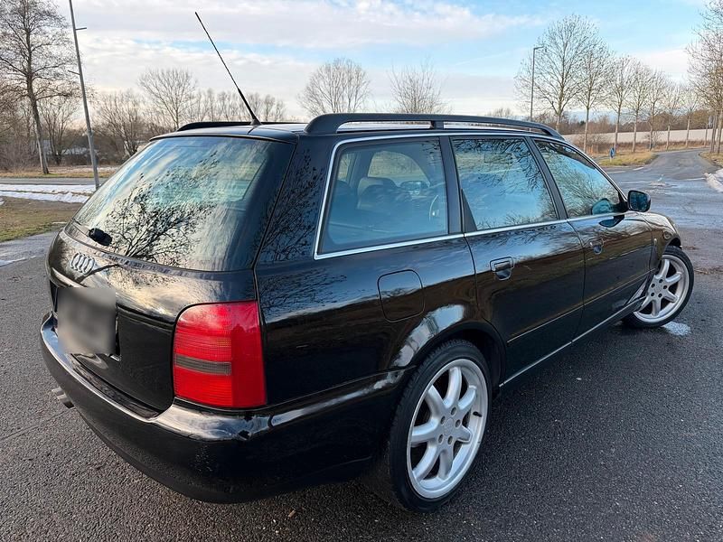 Gebraucht Audi A4 193 PS (141 kW) 1998 Schwarz Kombi