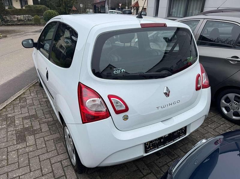Gebraucht Renault Twingo Expression 75 PS (55 kW) 2014 Weiß Kleinwagen