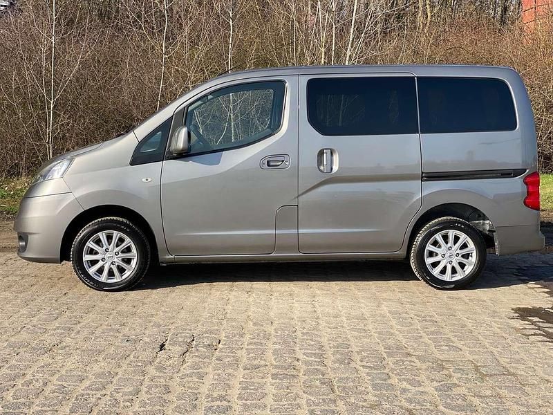 Gebraucht Nissan Evalia Tekna 110 PS (80 kW) 2017 Precision grey (m) Van / Kleinbus