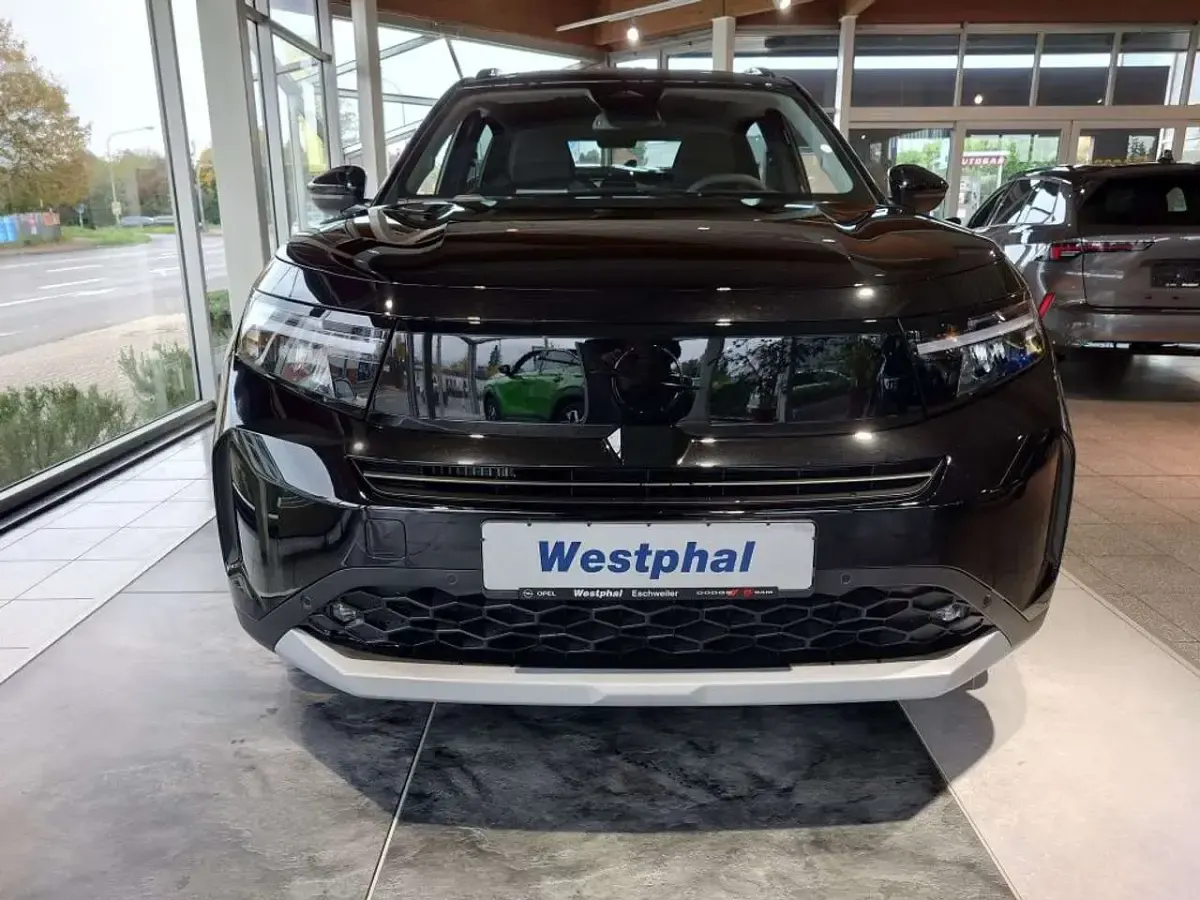 Neu Opel Frontera 136 PS (100 kW) 2026 Schwarz SUV