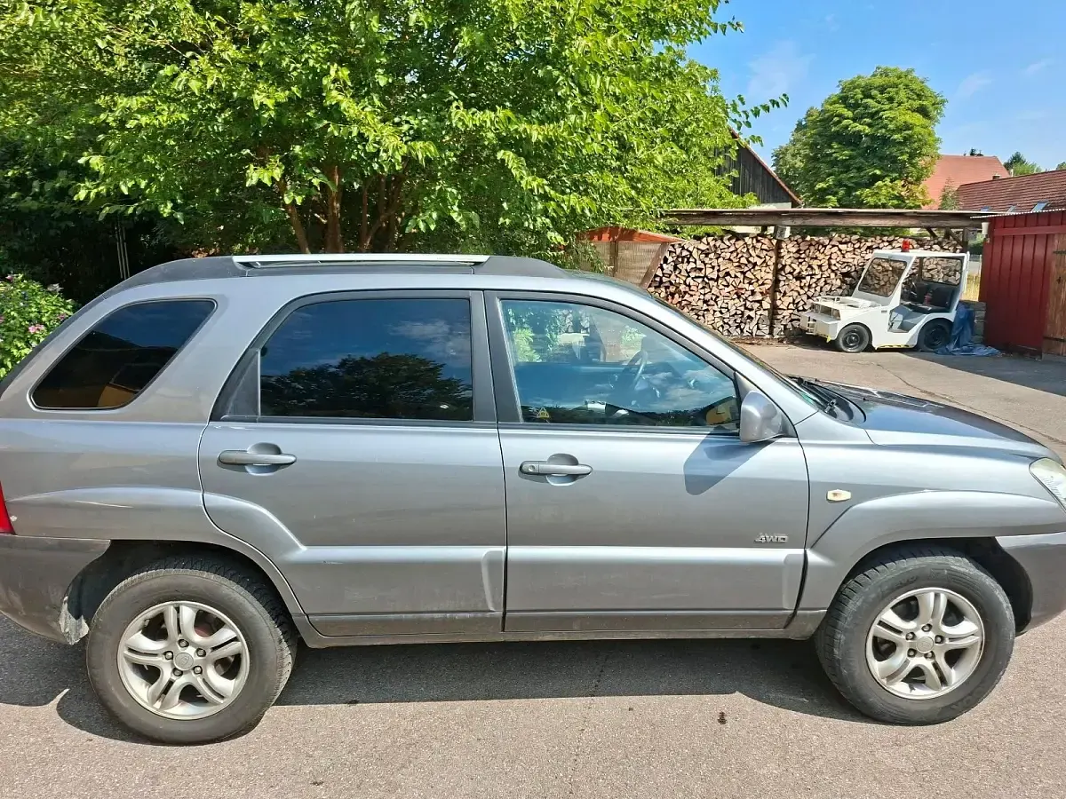Gebraucht Kia Sportage 175 PS (128 kW) 2006 Grau SUV