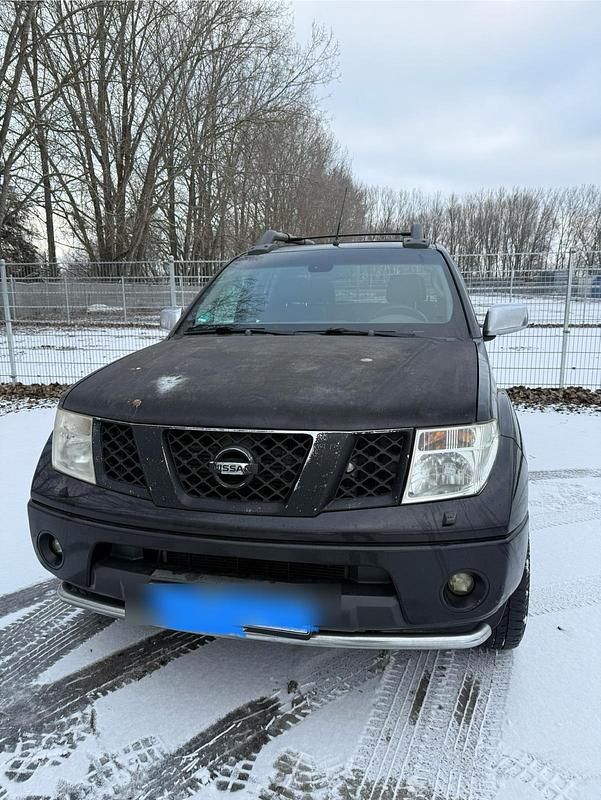 Schwarz Gebraucht 2007 Nissan Navara Abholung | 5.000 € (Superpreis) - Bild 1/4