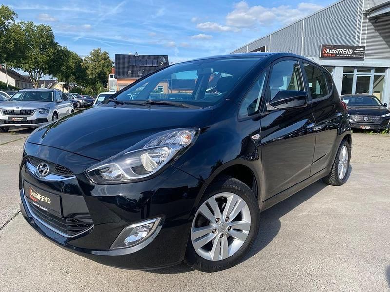 Schwarz Gebraucht 2013 Hyundai ix20 Classic Van / Kleinbus | 6.999 € (Fairer Preis) - Bild 1/4