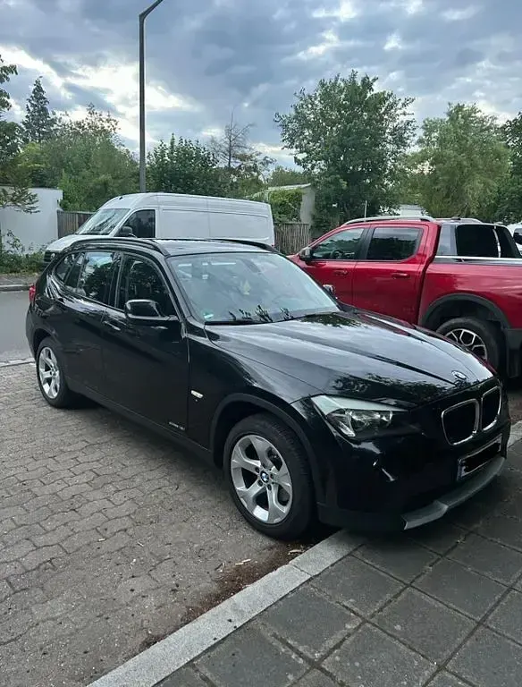 Gebraucht BMW X1 150 PS (110 kW) 2010 Schwarz SUV