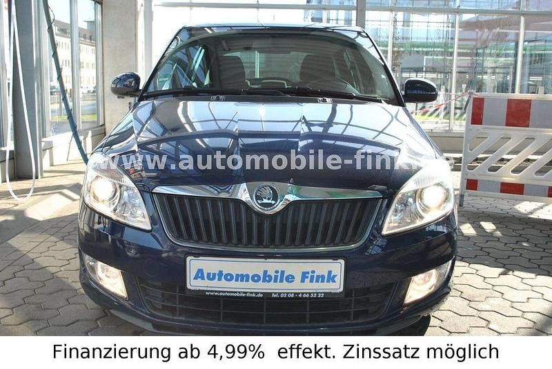 Gebraucht Skoda Fabia Fresh 60 PS (44 kW) 2013 Blau Limousine