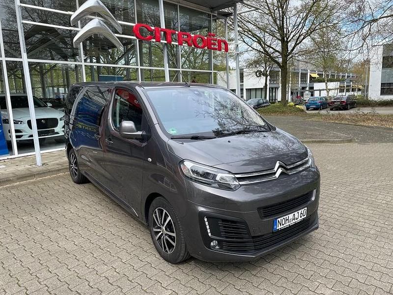 Lackierung platiniumgrau/typ Gebraucht 2021 Citroën Spacetourer Business Class Van | 31.790 € (Fairer Preis) - Bild 1/4