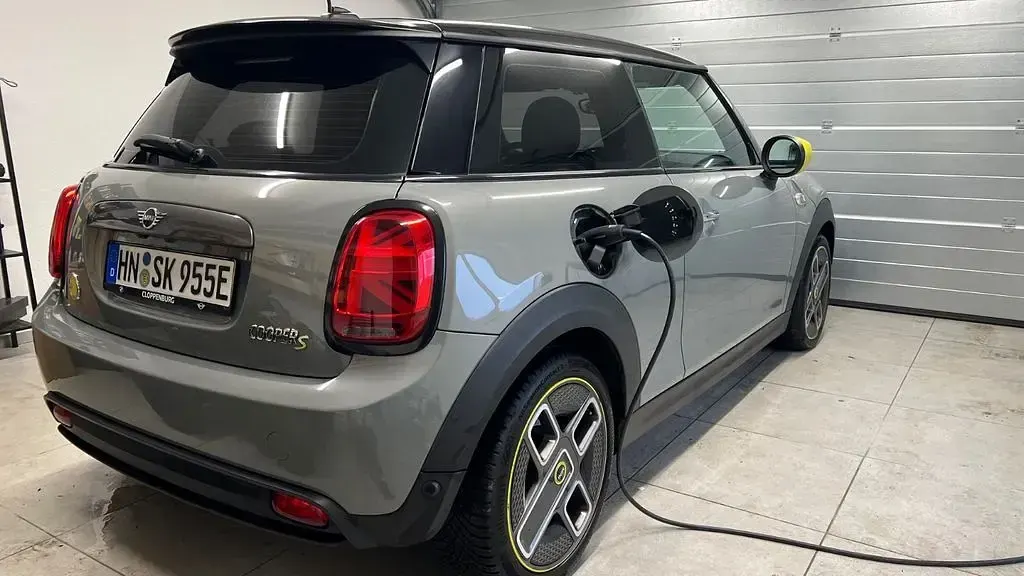 Gebraucht Mini Cooper SE 135 kW (184 PS) 2020 Grau Kleinwagen