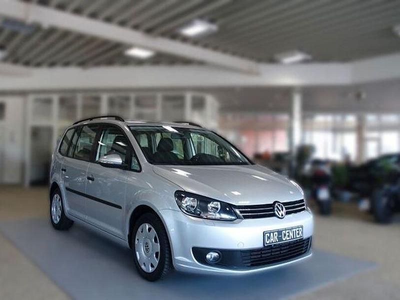 Gebraucht VW Touran 105 PS (77 kW) 2014 Silber Van / Kleinbus