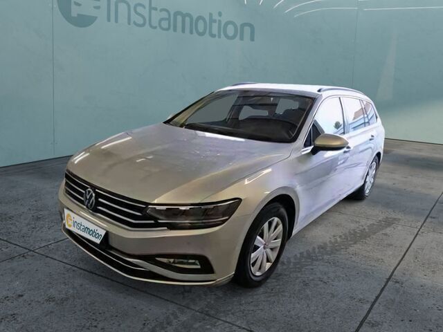 Gebraucht VW Passat Business 150 PS (110 kW) 2023 Silber Kombi