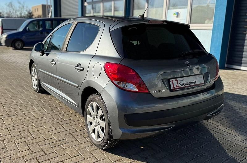 Gebraucht Peugeot 207 S 90 PS (66 kW) 2010 Grau Kleinwagen