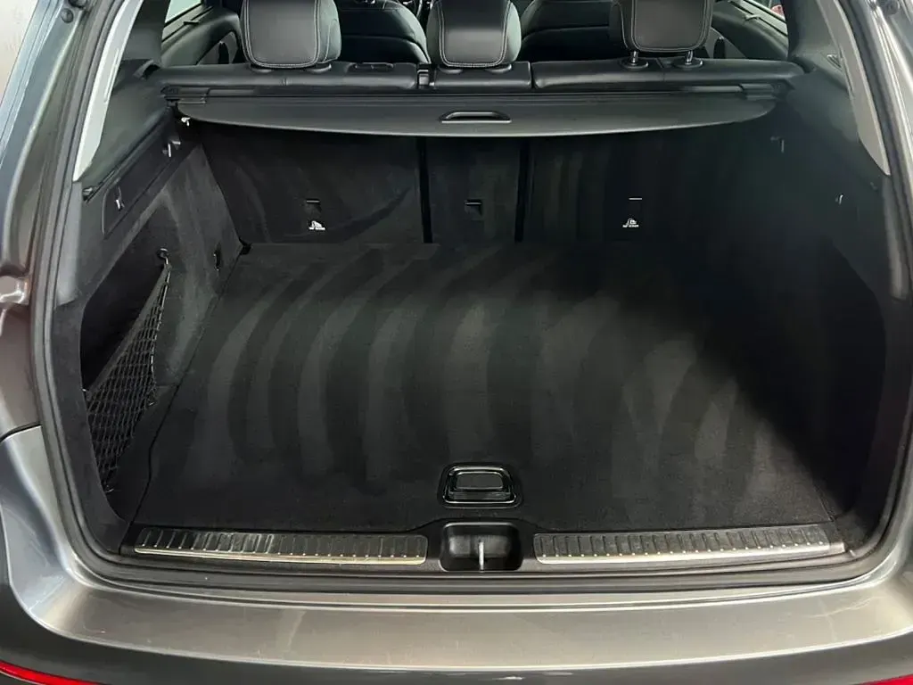 Gebraucht Mercedes GLC300 AMG line 245 PS (180 kW) 2018 Grau SUV