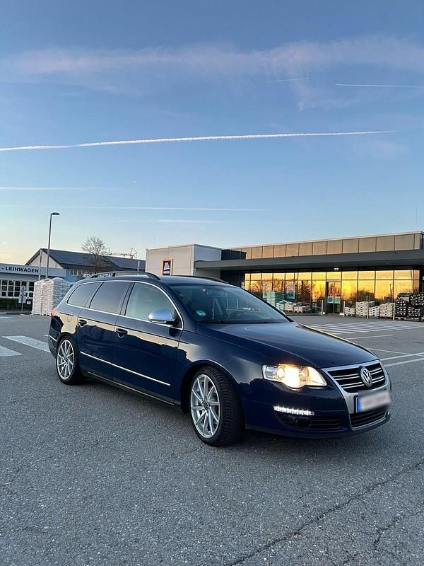 Usata VW Passat 185 CV (136 kW) 2007 Blu Station wagon