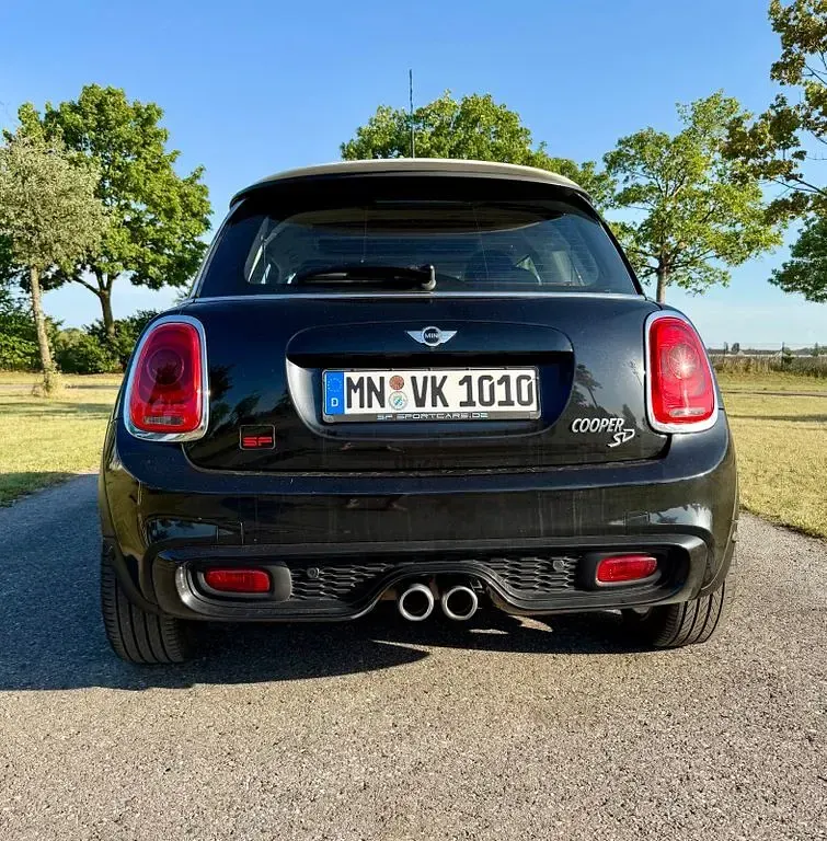 Gebraucht Mini Cooper SD 170 PS (125 kW) 2017 Schwarz Kleinwagen