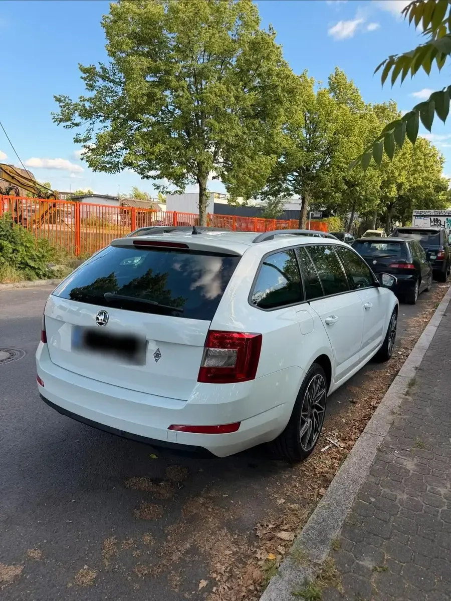 Gebraucht Skoda Octavia 110 PS (80 kW) 2016 Weiß Kombi