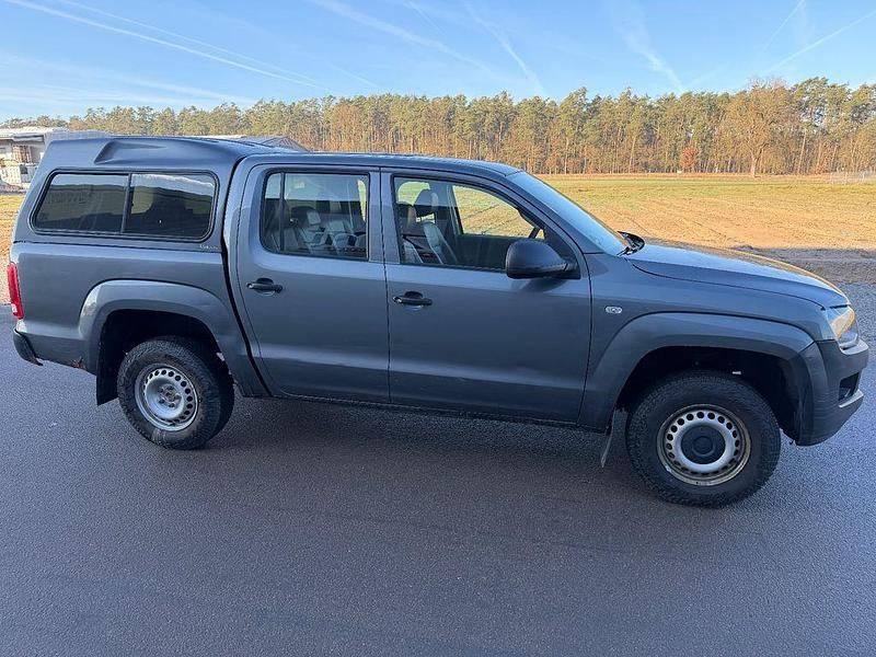 Gebraucht VW Amarok 140 PS (102 kW) 2015 Grau Abholung
