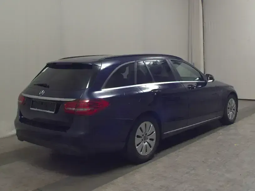 Gebraucht Mercedes C200 150 PS (110 kW) 2018 Blau Limousine