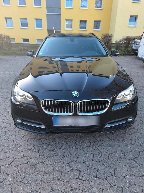 Gebraucht BMW 520 190 PS (139 kW) 2014 Schwarz Kombi