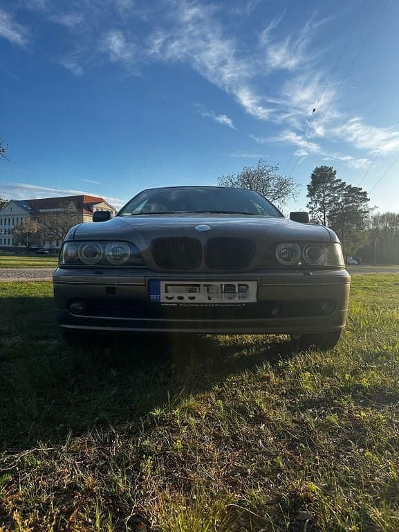 Second-hand BMW 525 192 CP (141 kW) 2003 Bej Berlinǎ