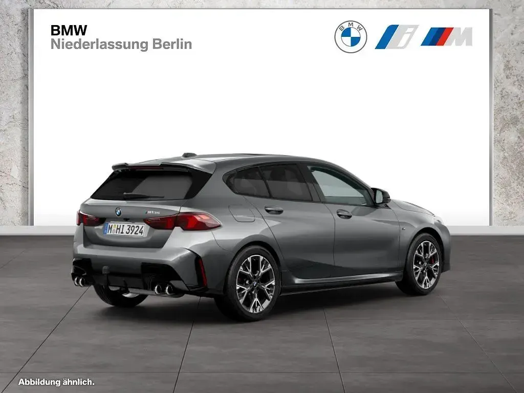 Usata BMW M135 Performance 300 CV (220 kW) 2025 Grigio Utilitaria