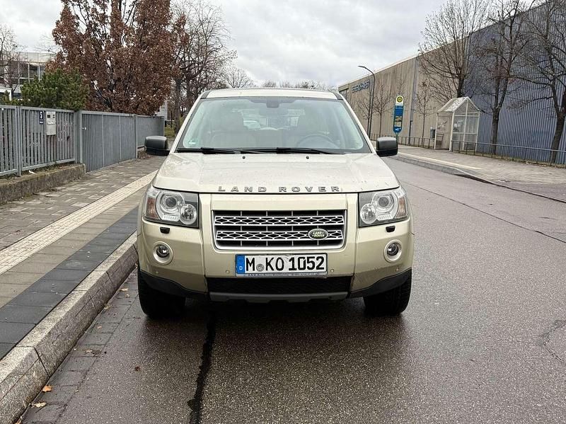Grau Gebraucht 2008 Land Rover Freelander 2 HSE SUV | 6.999 € (Superpreis) - Bild 1/4