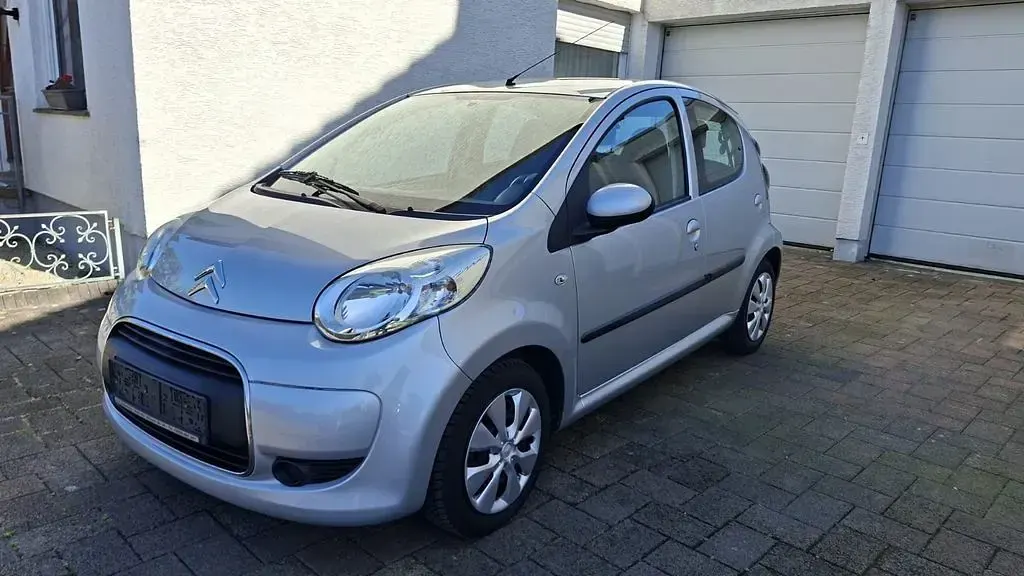 Usata Citroën C1 SELECTION 68 CV (50 kW) 2011 Argento Utilitaria
