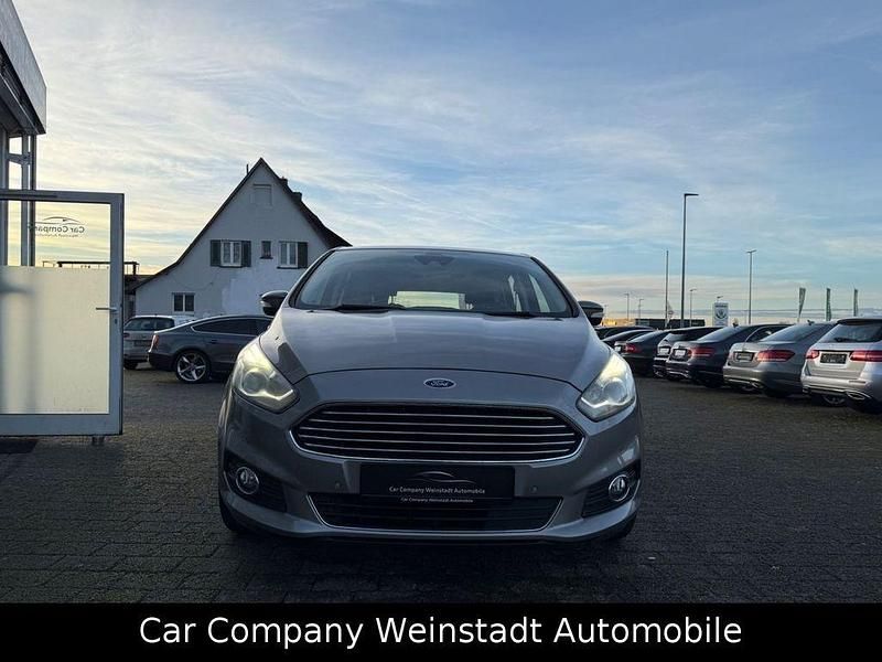 Gebraucht Ford S-MAX Titanium 150 PS (110 kW) 2015 Grau Van / Kleinbus