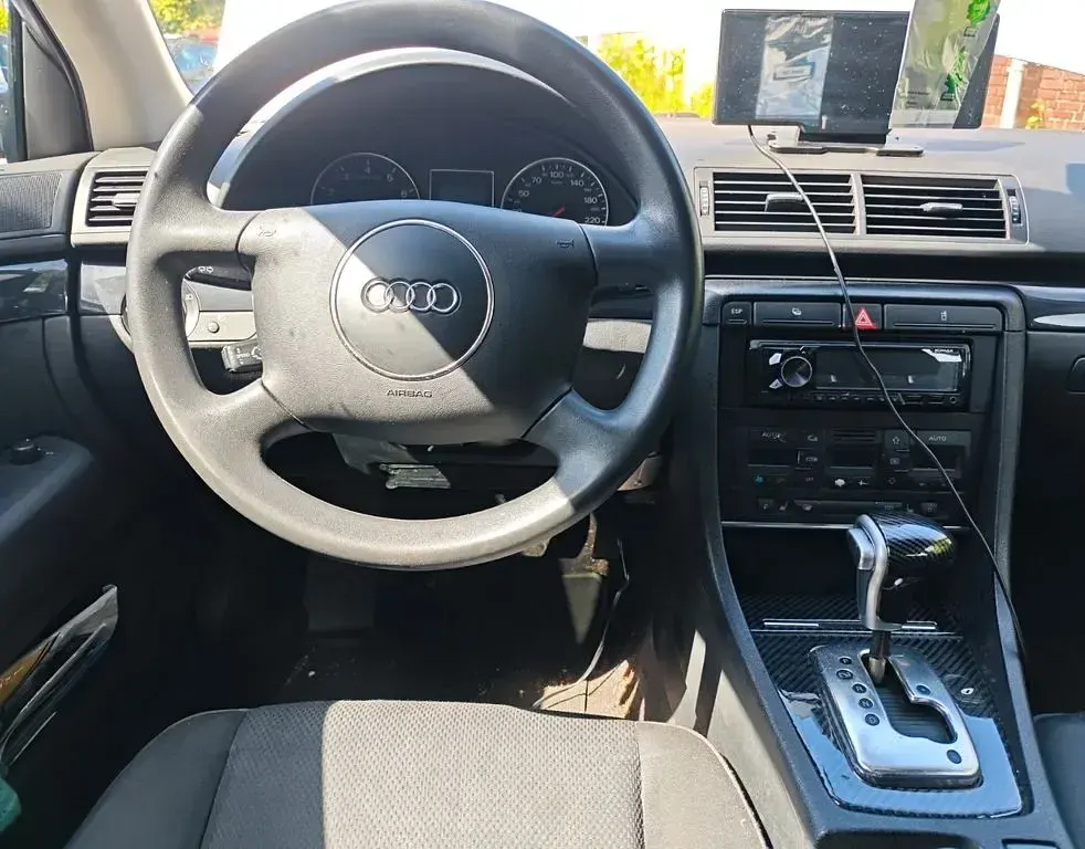 Gebraucht Audi A4 131 PS (96 kW) 2002 Silber Kombi