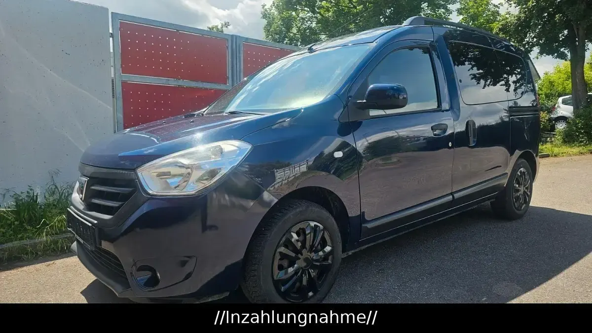 Gebraucht Dacia Dokker Lauréate 90 PS (66 kW) 2017 Blau Van / Kleinbus