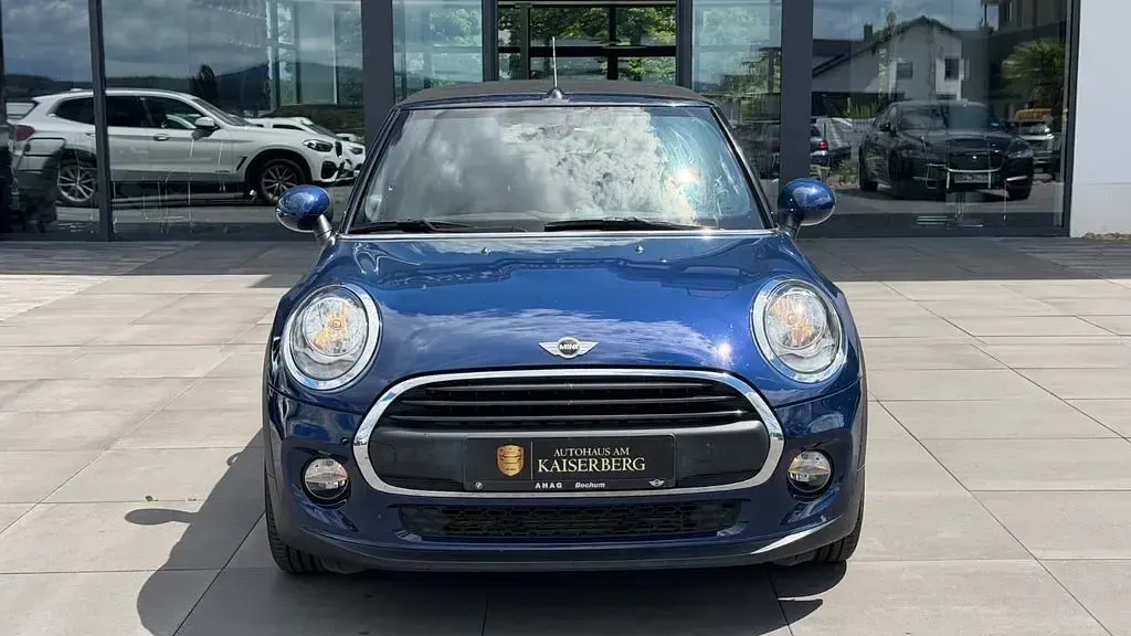 Gebraucht Mini One Cabriolet 102 PS (75 kW) 2018 Blau Cabrio