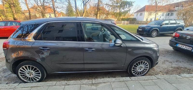 Gebraucht Citroën C4 Picasso Exclusive 131 PS (96 kW) 2015 Braun Van / Kleinbus