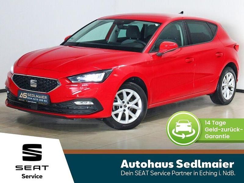 Reinrot Gebraucht 2021 Seat Leon Style Limousine | 15.899 € (Fairer Preis) - Bild 1/4