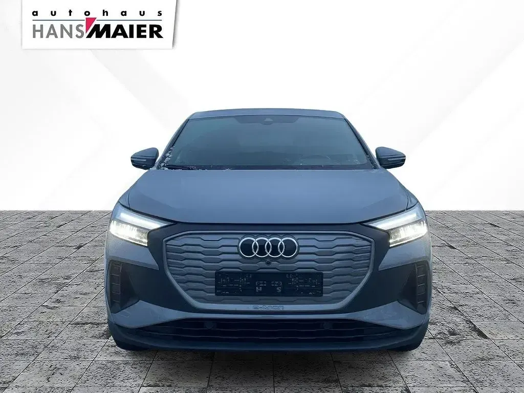 Gebraucht Audi Q4 Sportback e-tron Ambiente 150 kW (204 PS) 2022 Kieselgrau SUV