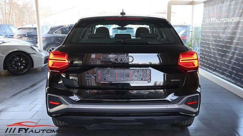 Gebraucht Audi Q2 S-Line 190 PS (139 kW) 2022 Schwarz SUV