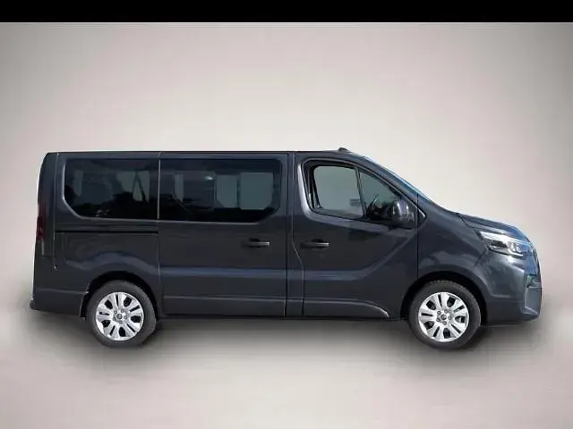Gebraucht Nissan Primastar Tekna 150 PS (110 kW) 2025 Manufacturer Van / Kleinbus