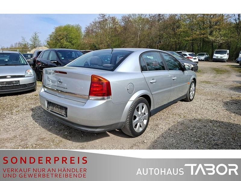Gebraucht Opel Vectra 155 PS (114 kW) 2002 Unbekannt Limousine